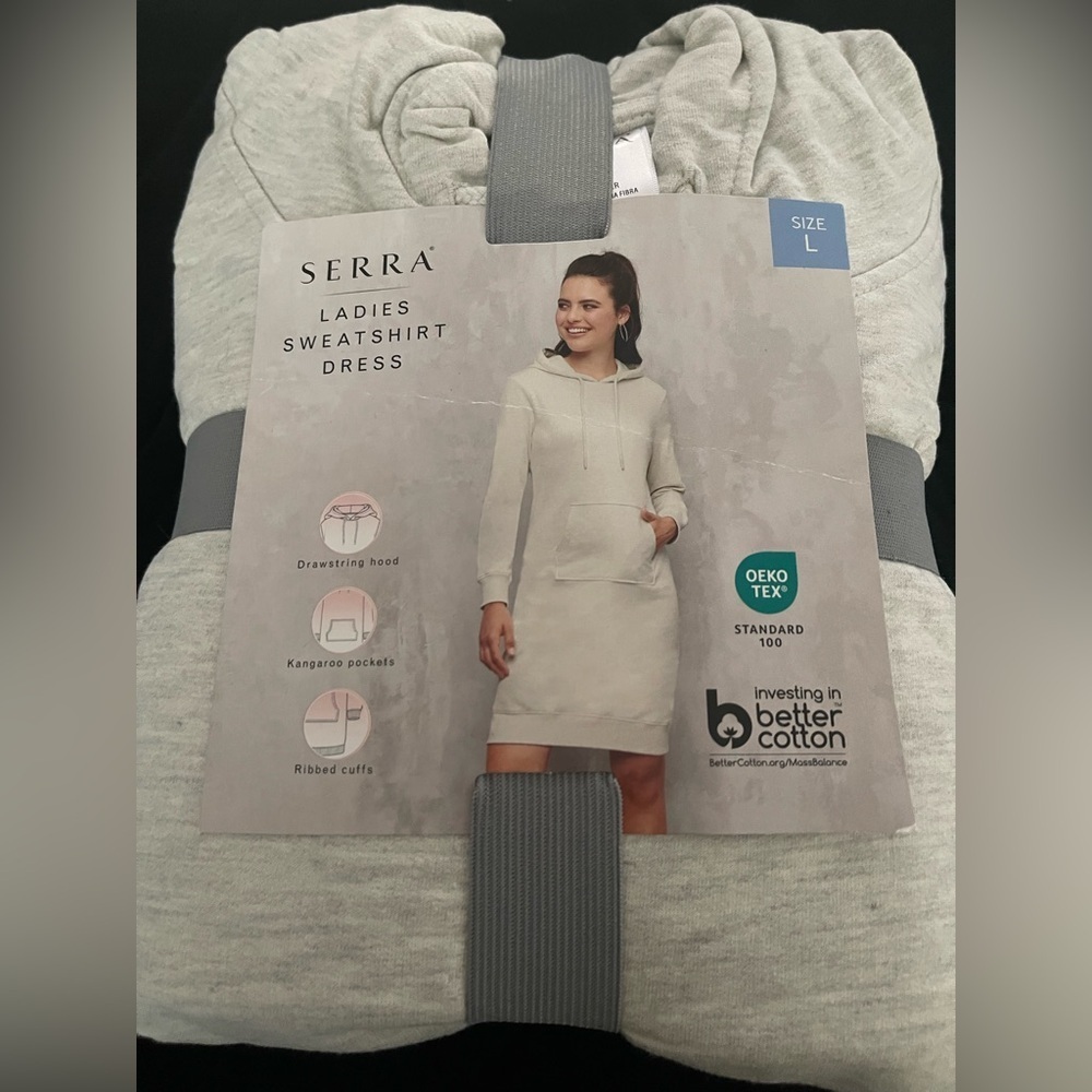 Serra Light Gray Ladies Hoodie Dress, P2P 21-24
Super soft NWT